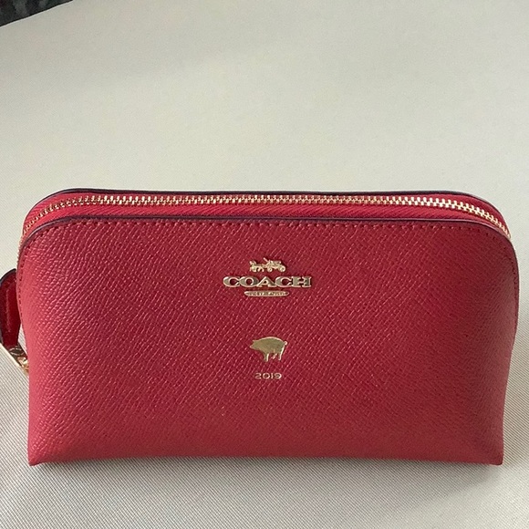 NWT Coach Limited Edition Cosmetic Case - Picture 1 of 5